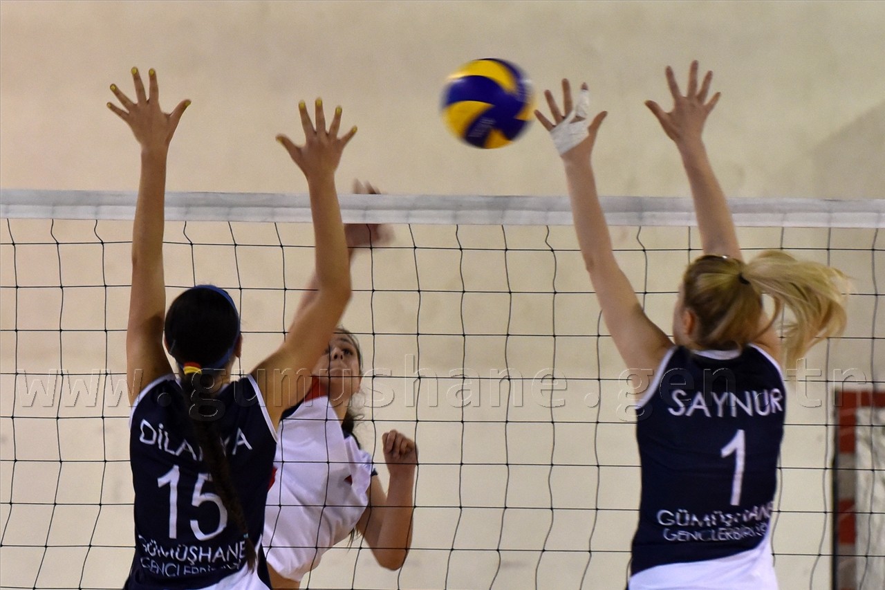 Gümüş Kızlar Samsun'u Ezdi Geçti: 3-0 34