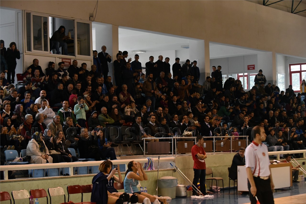 Gümüş Kızlar Samsun'u Ezdi Geçti: 3-0 43