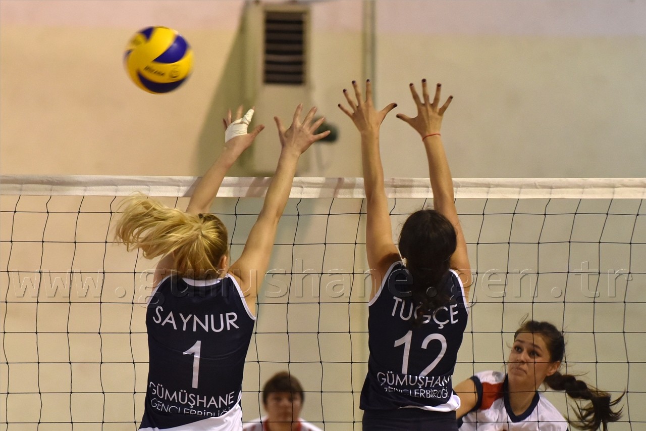 Gümüş Kızlar Samsun'u Ezdi Geçti: 3-0 44