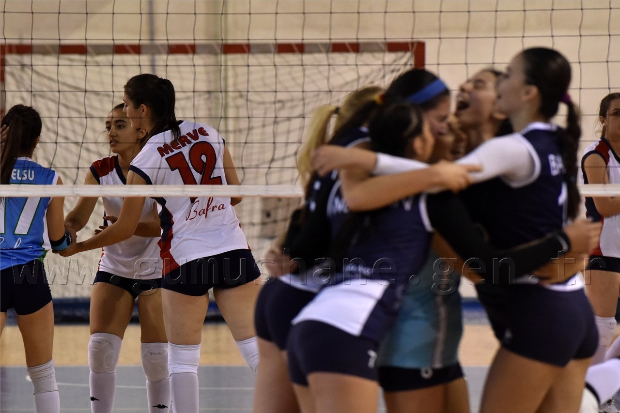 Gümüş Kızlar Samsun'u Ezdi Geçti: 3-0 45