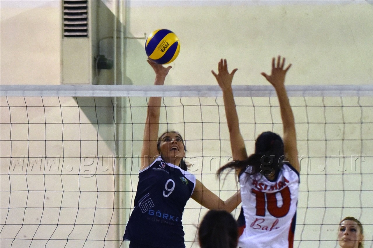 Gümüş Kızlar Samsun'u Ezdi Geçti: 3-0 54