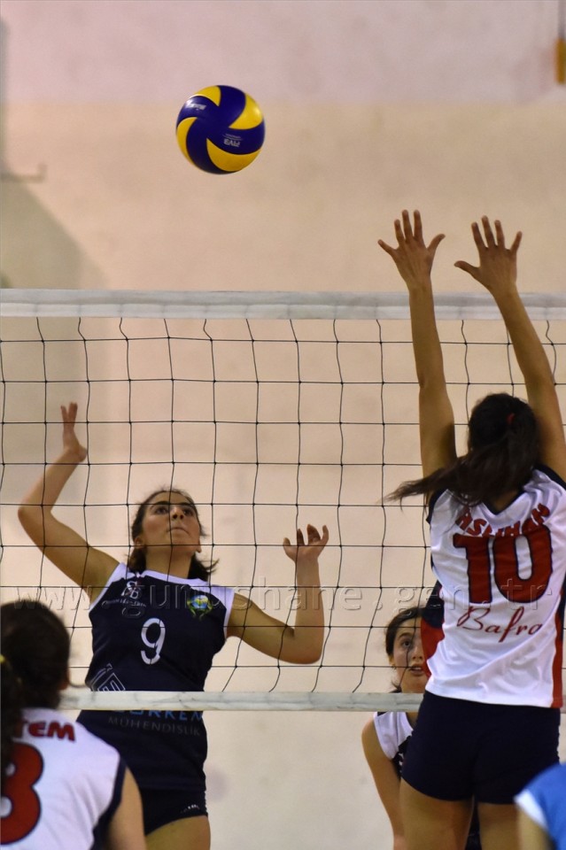 Gümüş Kızlar Samsun'u Ezdi Geçti: 3-0 64