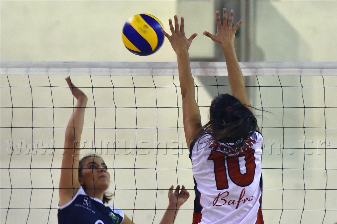 Gümüş Kızlar Samsun'u Ezdi Geçti: 3-0 66