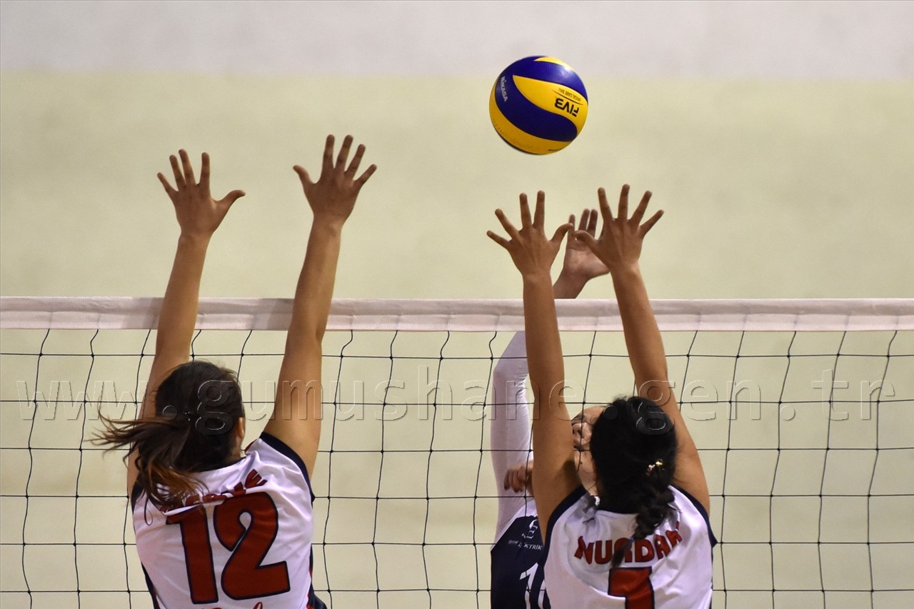 Gümüş Kızlar Samsun'u Ezdi Geçti: 3-0 69