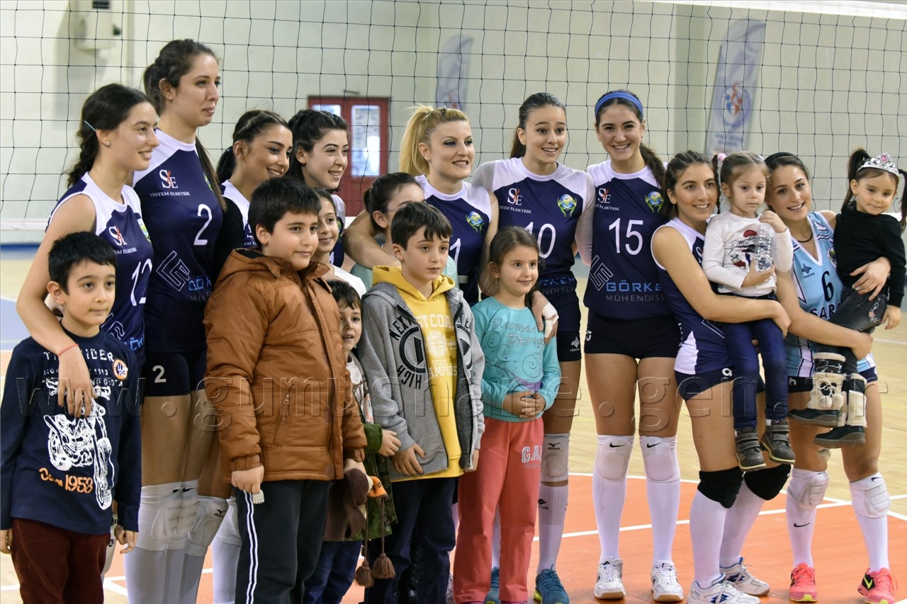 Gümüş Kızlar Samsun'u Ezdi Geçti: 3-0 78