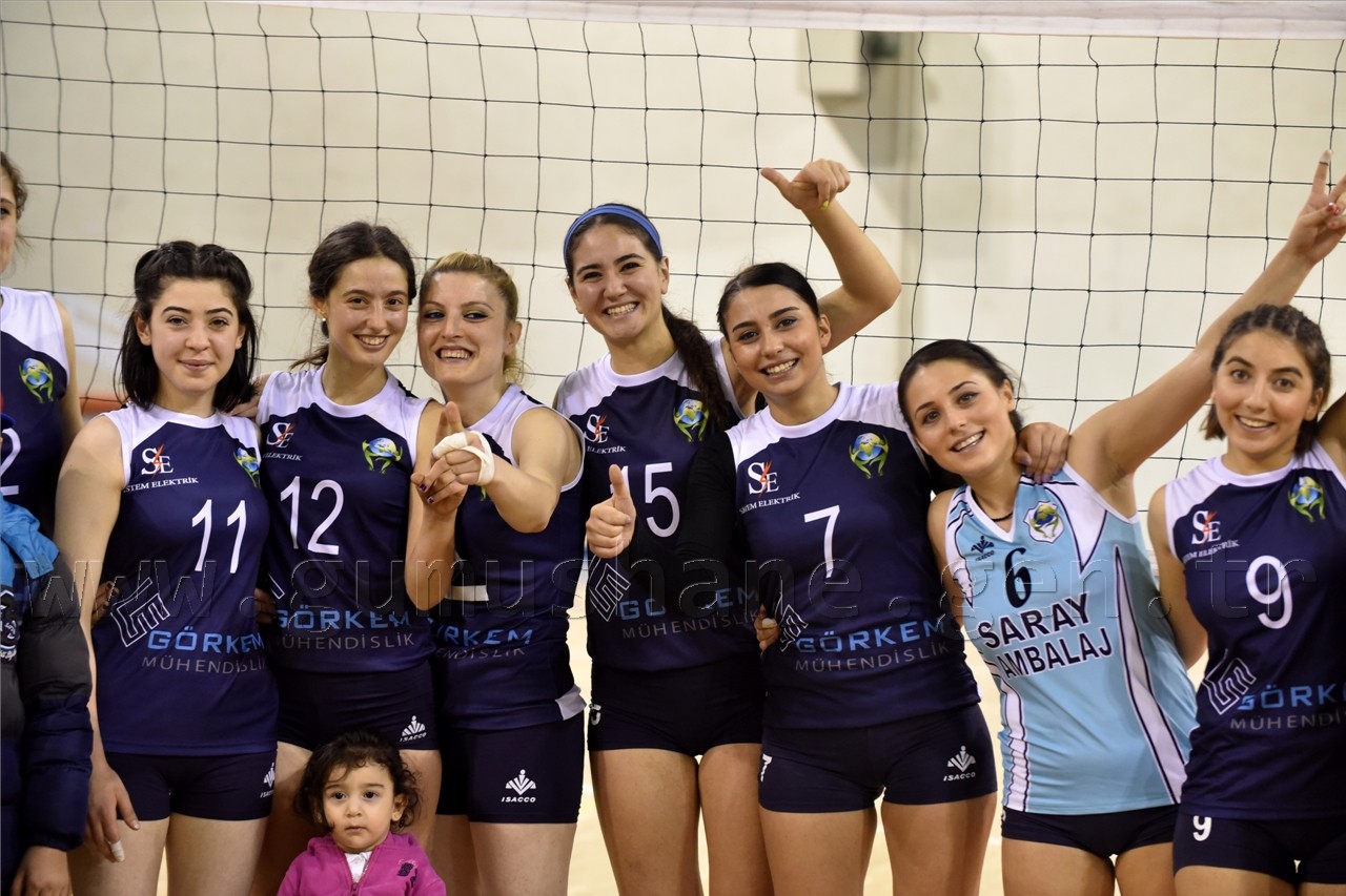 Gümüş Kızlar Samsun'u Ezdi Geçti: 3-0 81