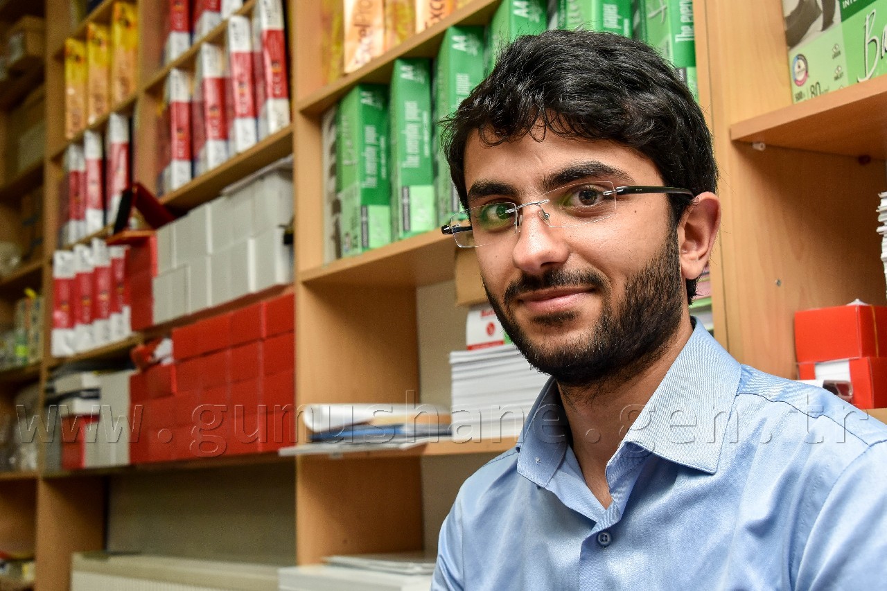 19 yaşında ilkleri gerçekleştiriyor 4