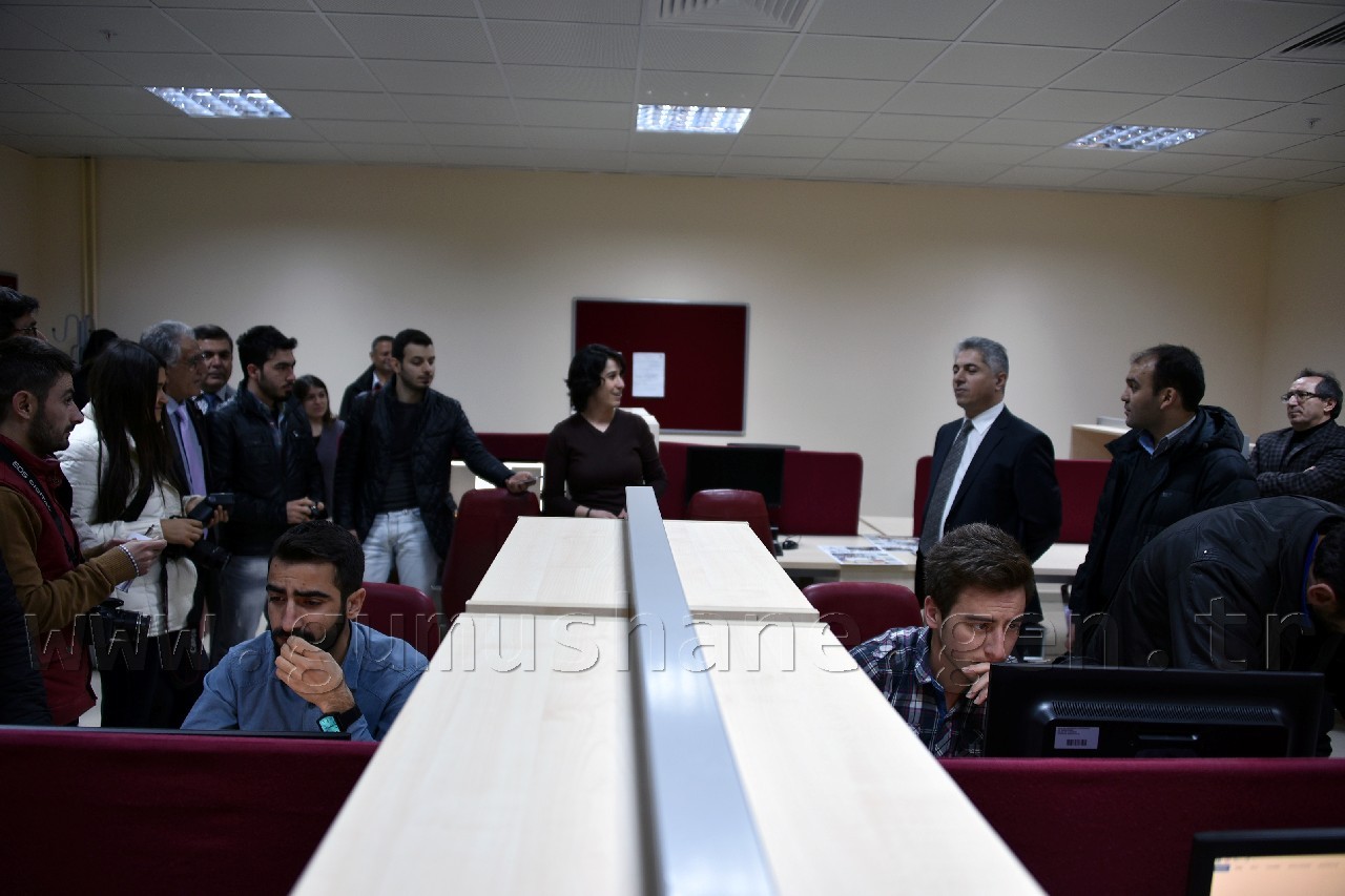 Rektör Günaydın basınla buluştu 26