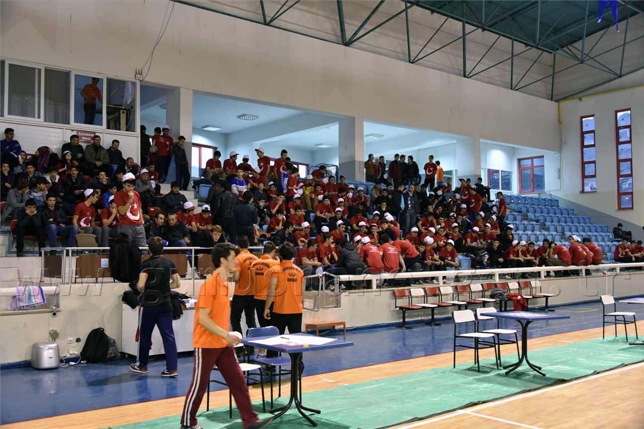 Liseler arası bilek güreşi şampiyonasına yoğun ilgi 5