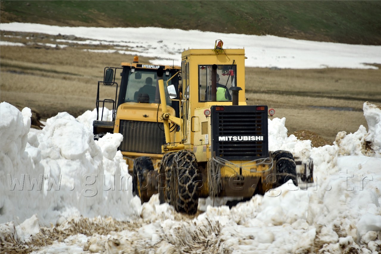 Gümüşhane Yaylalarında Karla Mücadele Başladı 9