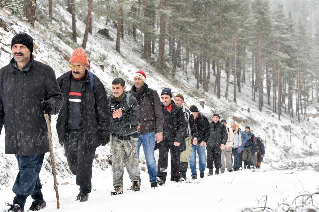 Gümüşhaneli Dağcılardan Yılın Son Yürüyüşü Cebeli Köyüne 16