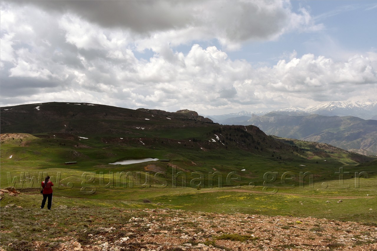 Gümüşhaneli Dağcılar Göller Bölgesine Yürüdü 45