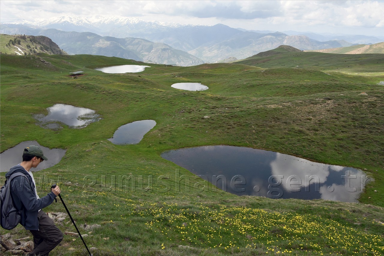 Gümüşhaneli Dağcılar Göller Bölgesine Yürüdü 49