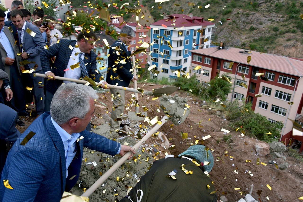 Gümüşhane’de Örnek Mahalle Çalışması Başlatıldı 11
