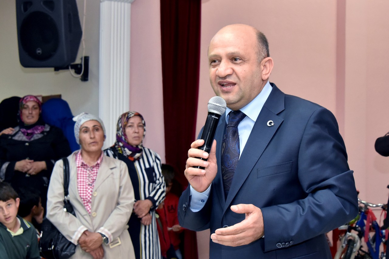 Bakan Işık Torul ve Şiran'da 26