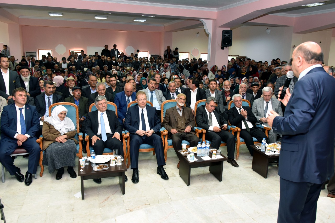 Bakan Işık Torul ve Şiran'da 32