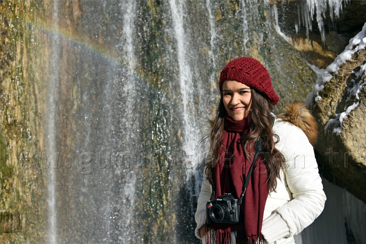 Gümüşhane'de buzdan şelaleler oluştu 7