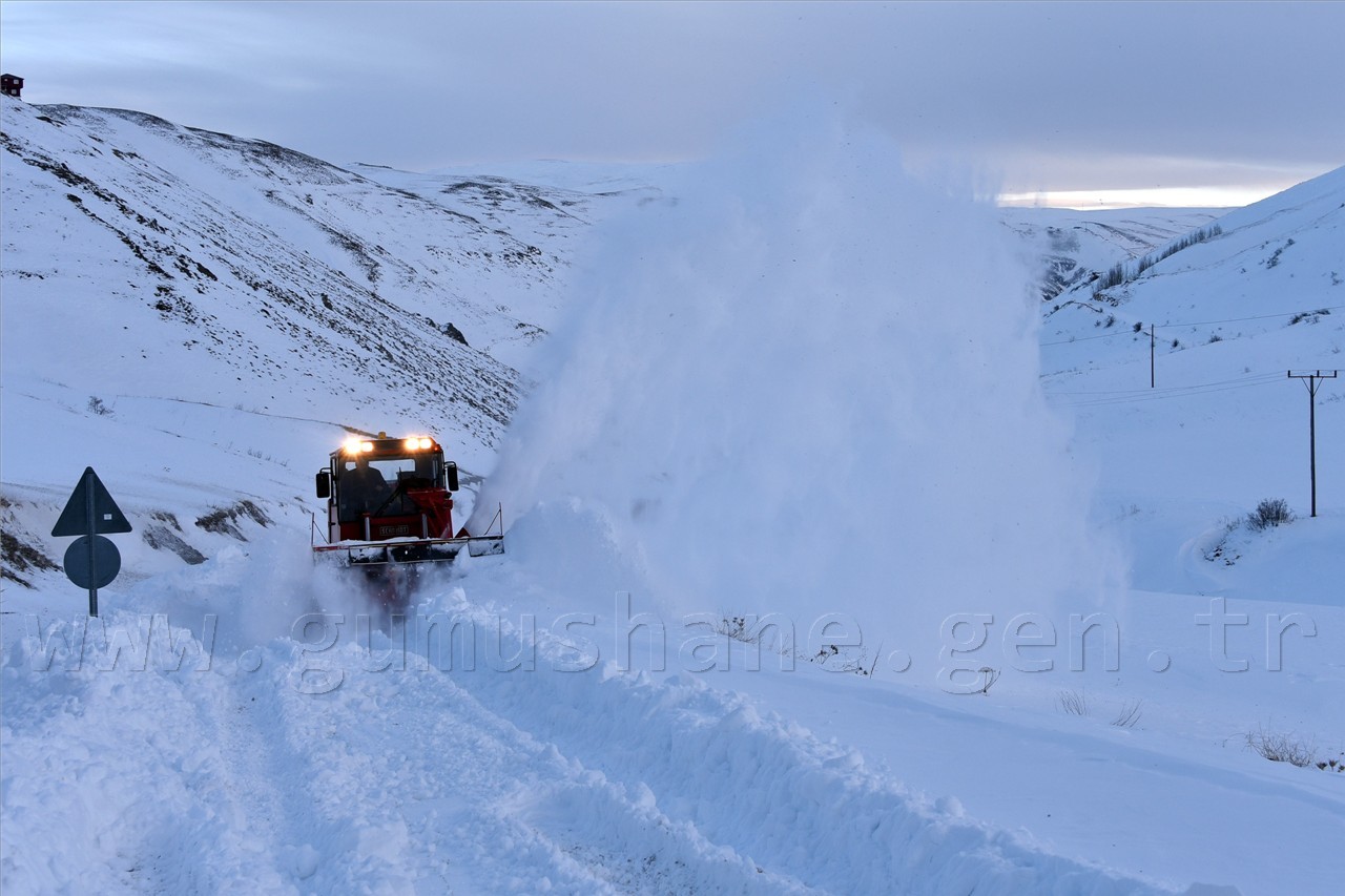 Gümüşhane’de köy yolları ulaşıma açıldı 3