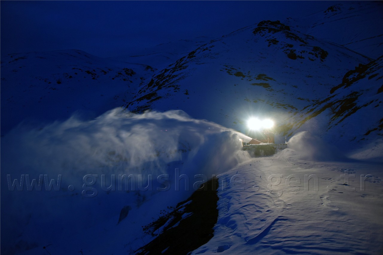Gümüşhane’de köy yolları ulaşıma açıldı 6