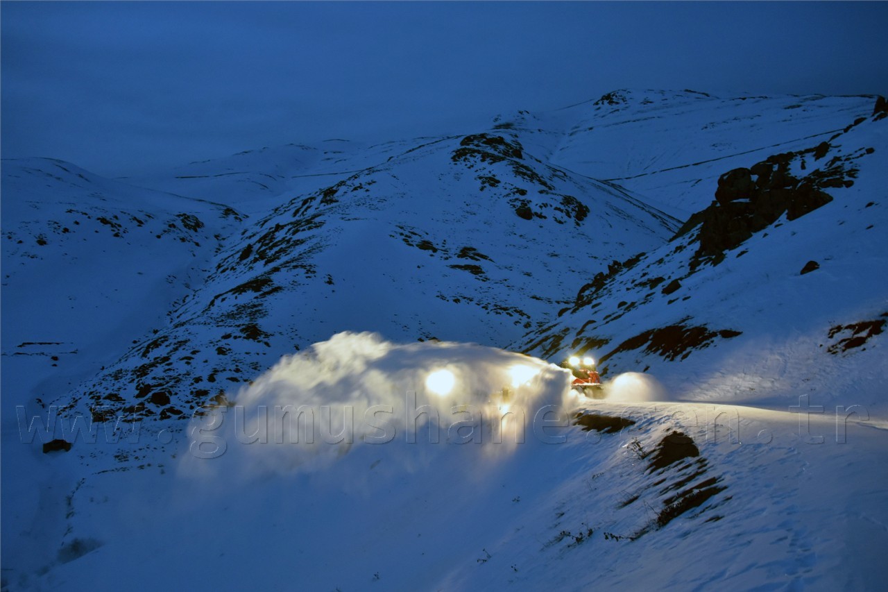 Gümüşhane’de köy yolları ulaşıma açıldı 7