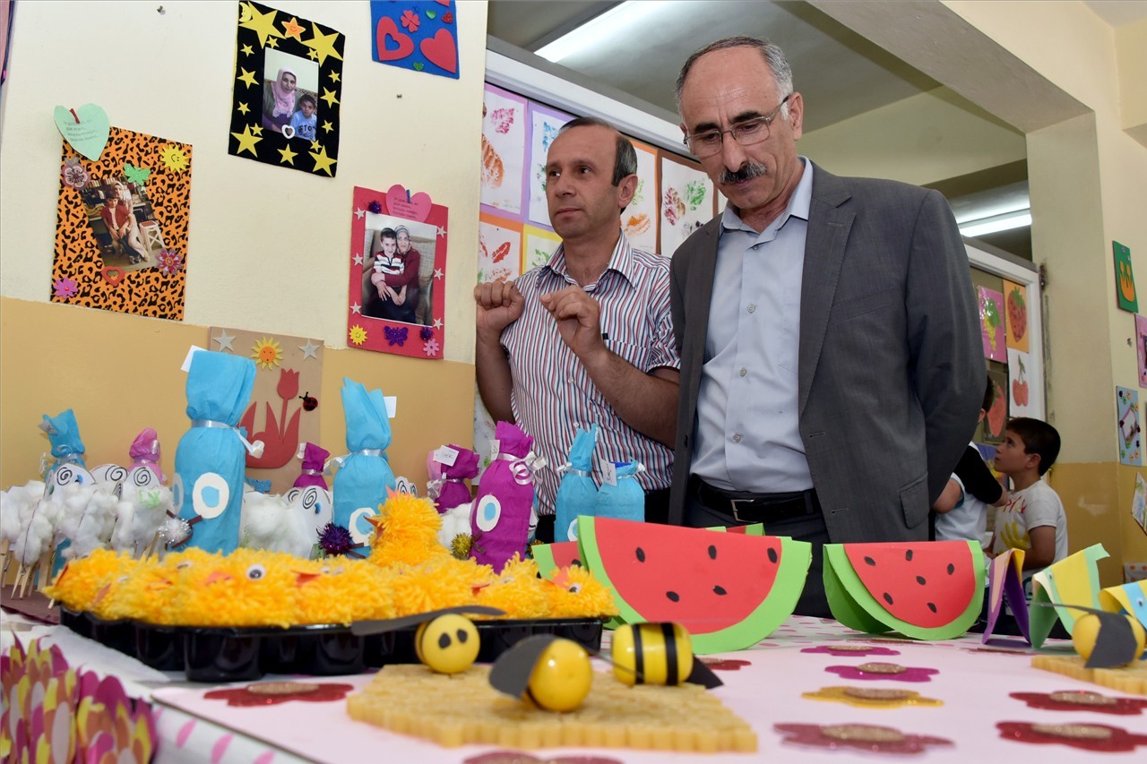 Minik öğrencilerden sergi 15