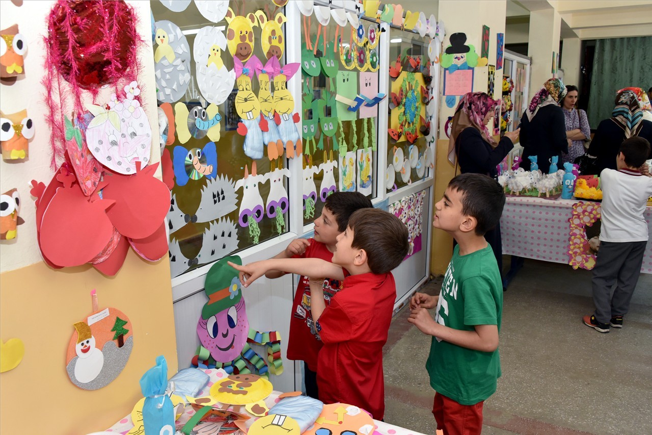 Minik öğrencilerden sergi 18