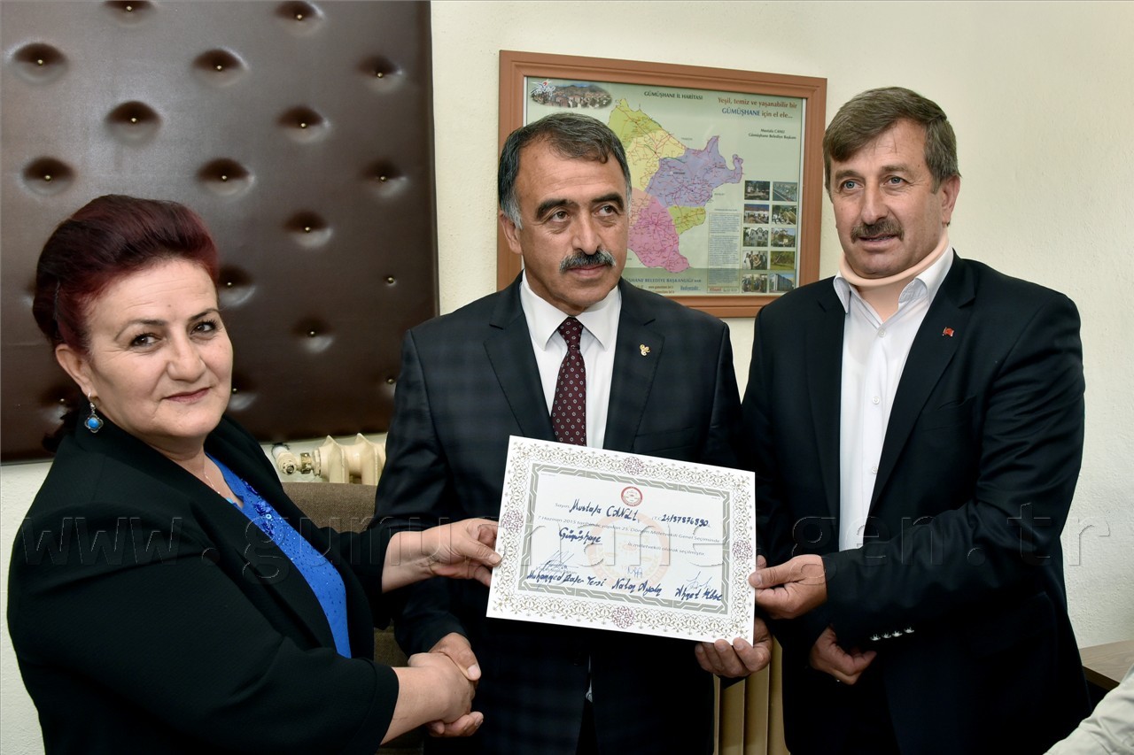 Canlı mazbatasını aldı 7