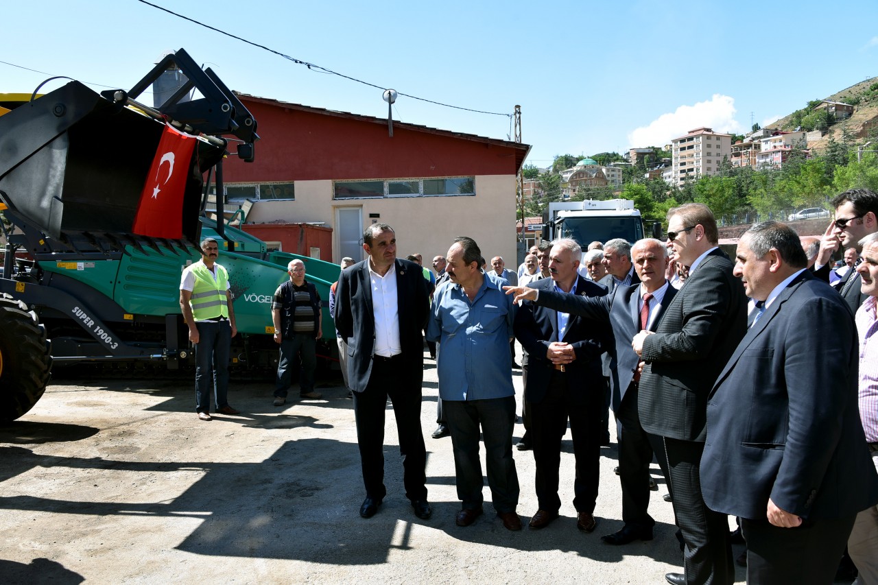İl Özel İdaresi Makine Parkını Yenilemeye Devam Ediyor 2