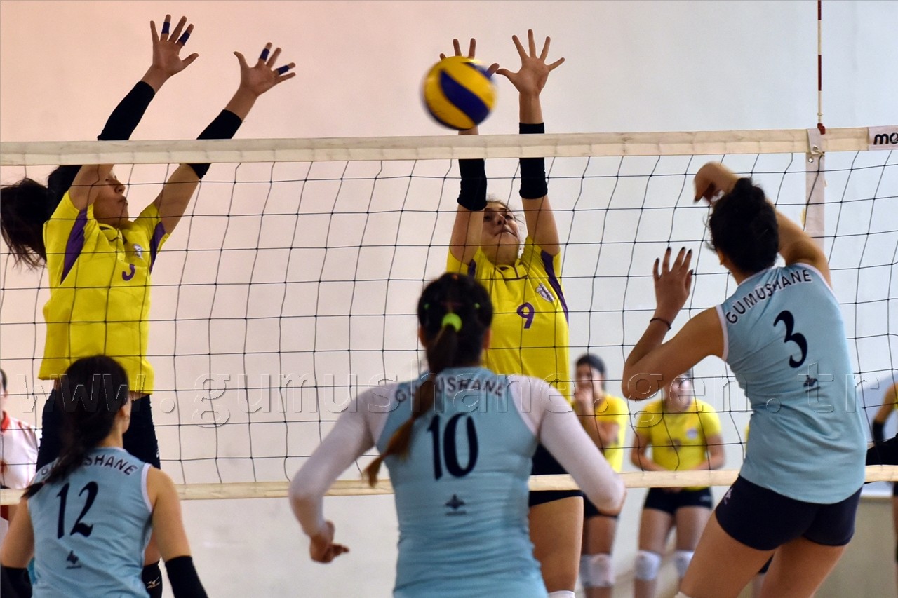 Gümüş Kızlar'dan altın değerinde galibiyet: 3-1 11