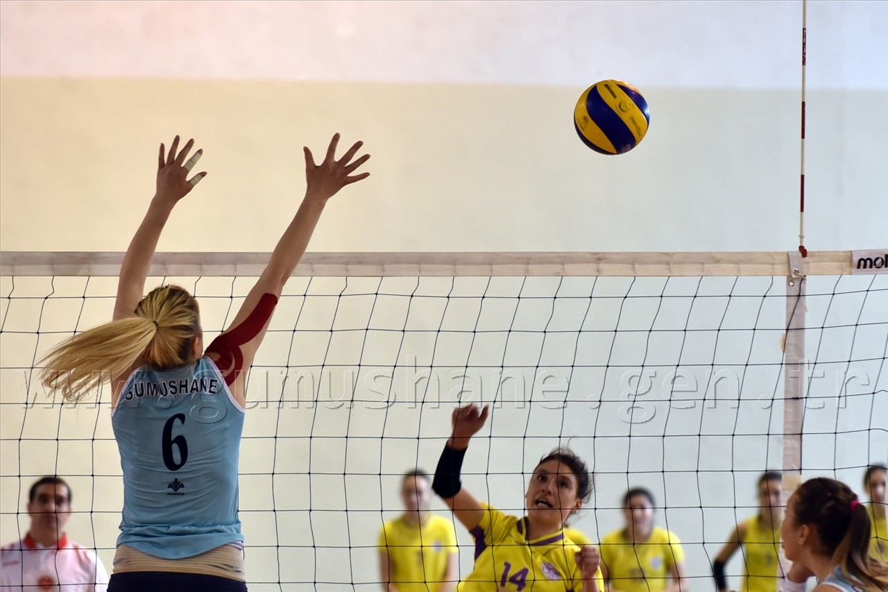 Gümüş Kızlar'dan altın değerinde galibiyet: 3-1 16