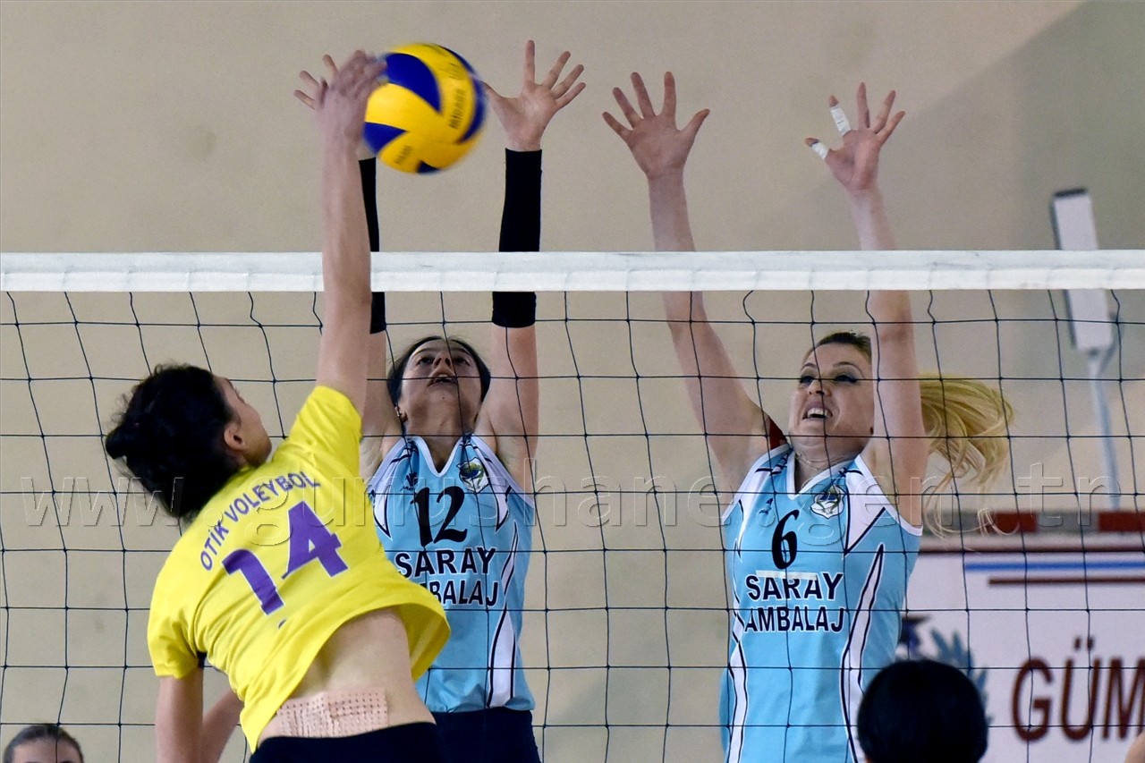 Gümüş Kızlar'dan altın değerinde galibiyet: 3-1 42