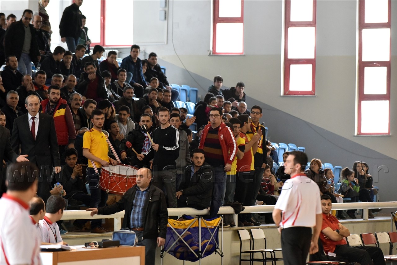 Gümüş Kızlar'dan altın değerinde galibiyet: 3-1 49