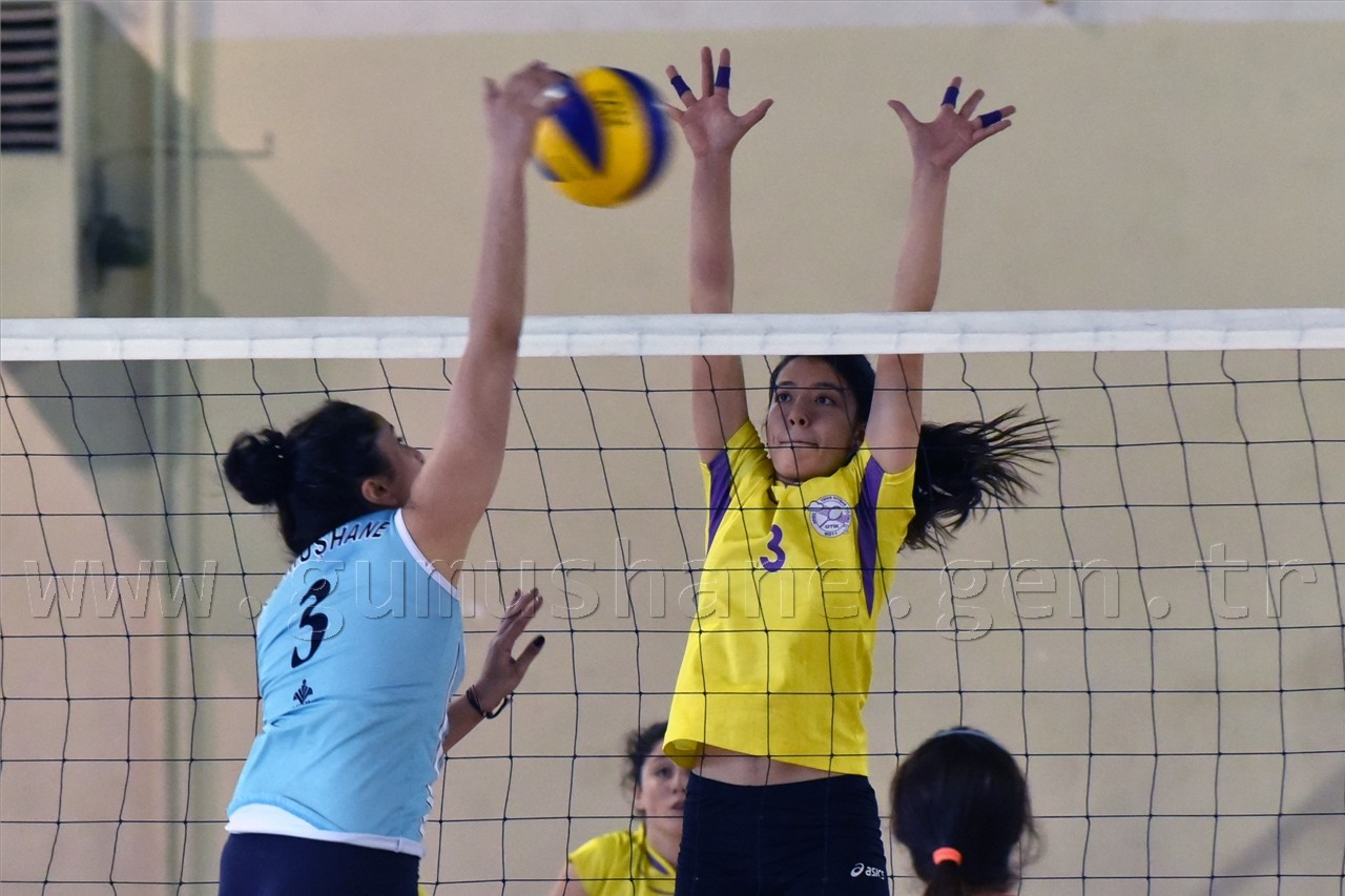 Gümüş Kızlar'dan altın değerinde galibiyet: 3-1 55