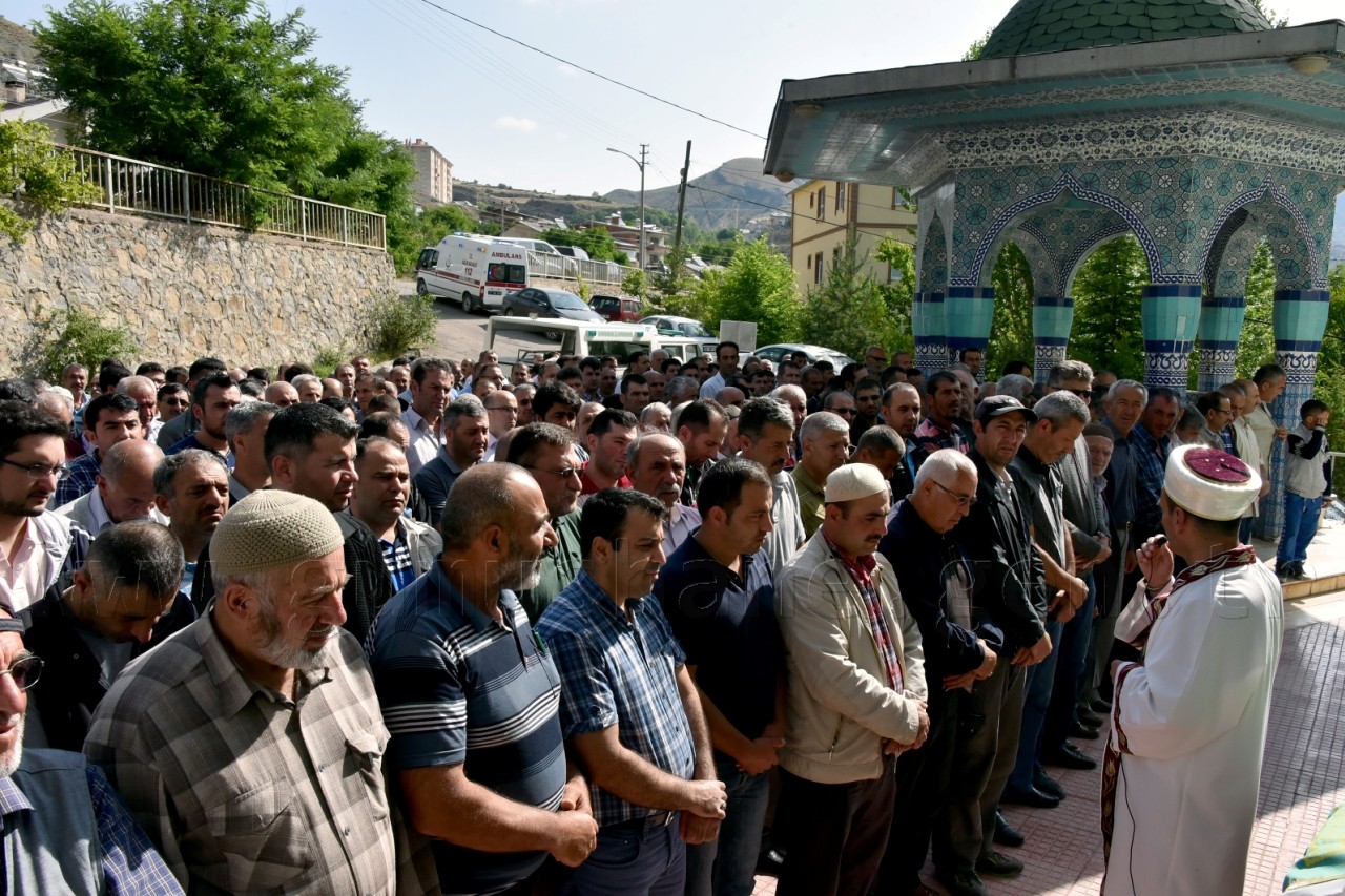 Kılıç son yolculuğuna uğurlandı 2