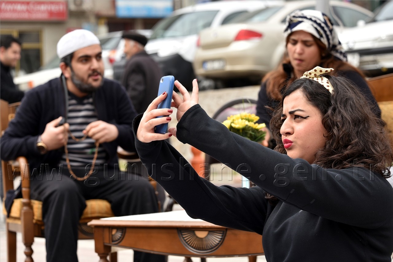 Aile içinde gurbeti yaşıyoruz 2