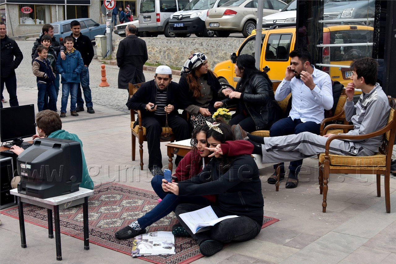 Aile içinde gurbeti yaşıyoruz 7