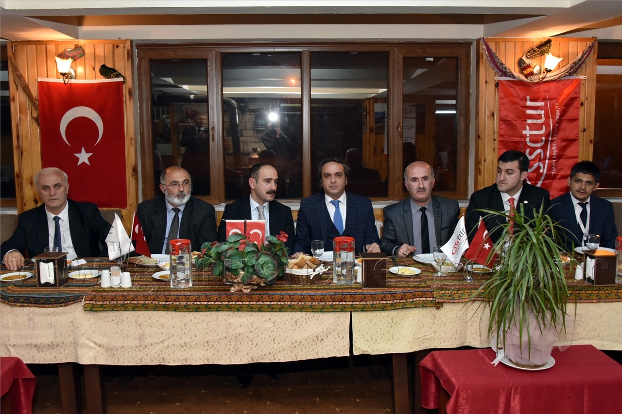 Zigana’da İlk Turist Kafilesi İçin Kurban Kesildi 5