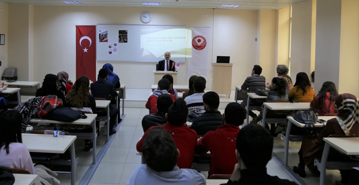 Rektör Zeybek, öğrencilerle buluştu 2