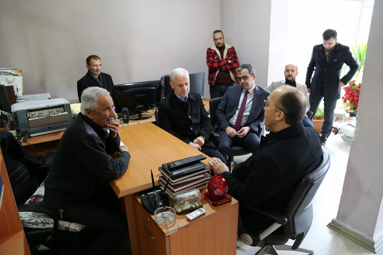 Rektör Zeybek’ten yerel gazetelere ziyaret  2