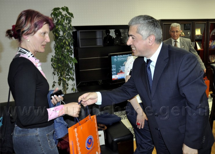 Romanyalı Öğrenciler Rektör Günaydın'ı Ziyaret Etti 2