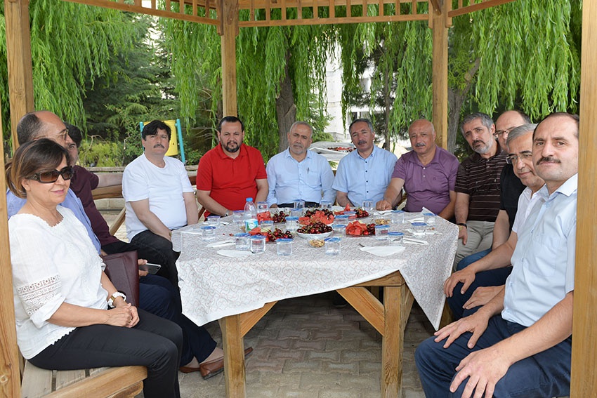 Rektör Zeybek’ten KMÜ’yü ziyaret etti 8