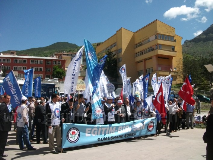 Gümüşhane'de Memurlar Eylemde 2
