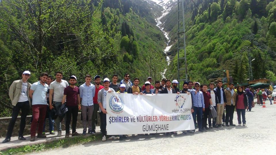 Gümüşhane'de 520 genç çevre illeri gezdi 11