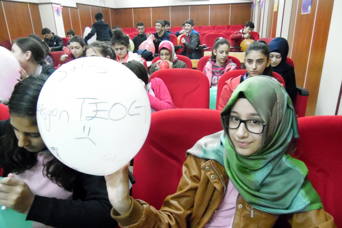 Fevzipaşa Ortaokulunda öğrenciler TEOG sınavı öncesi stres attı 3