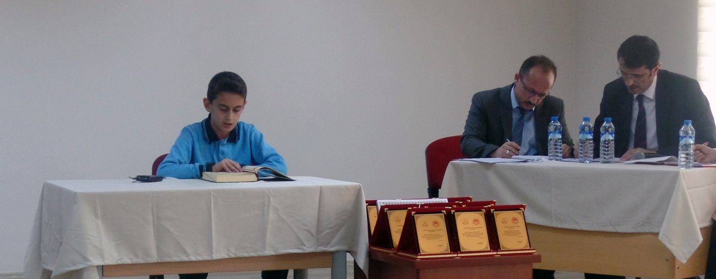 İmam Hatip ortaokulunda Kur’an-ı Kerim ve Ezan okuma yarışması düzenlendi 1