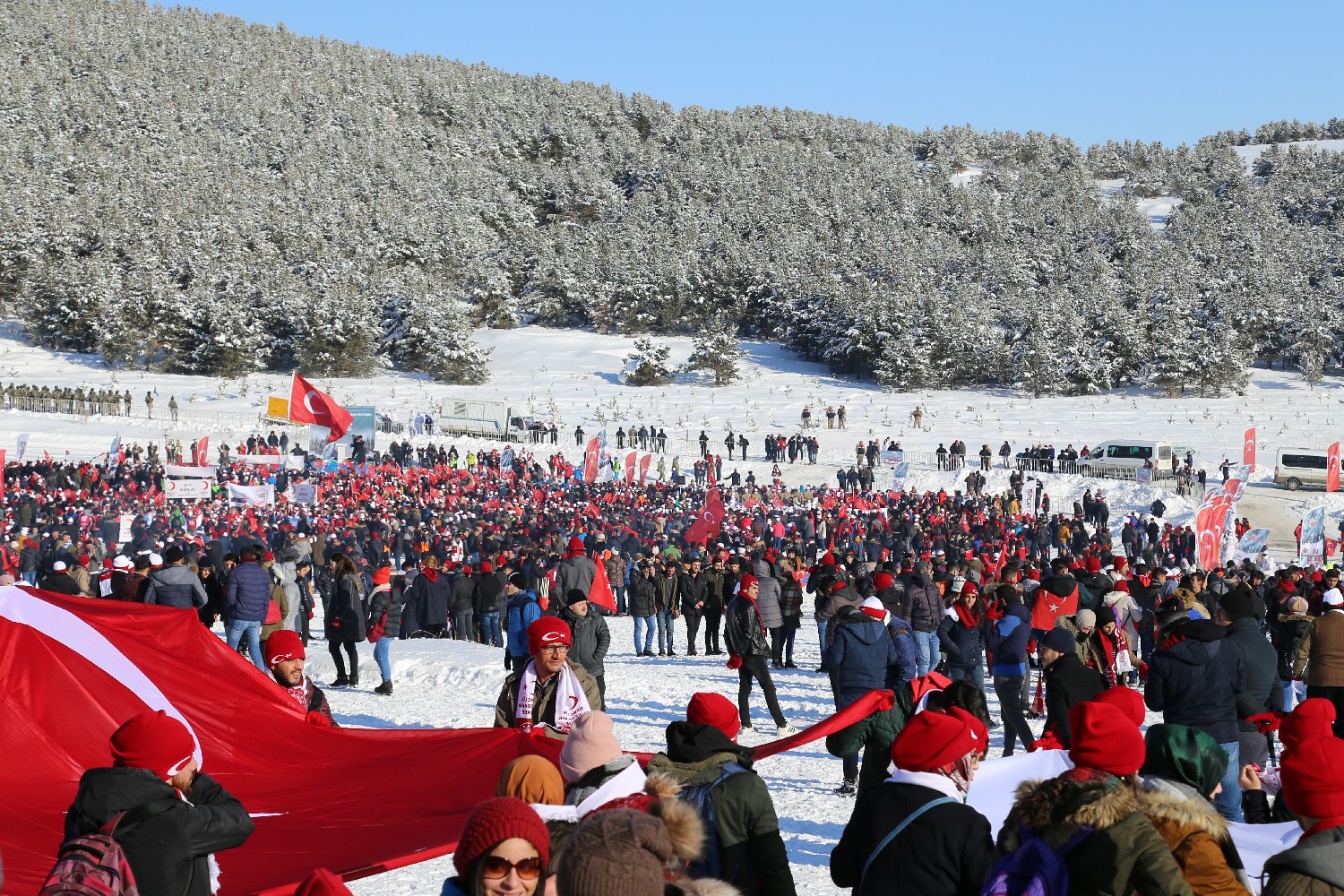 Sarıkamış’ta şehitlerimizi andılar 13