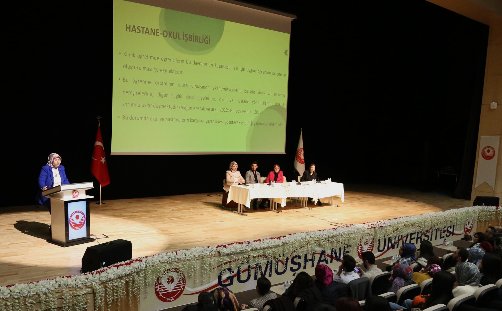 GÜ’de hemşirelik paneli düzenlendi 7