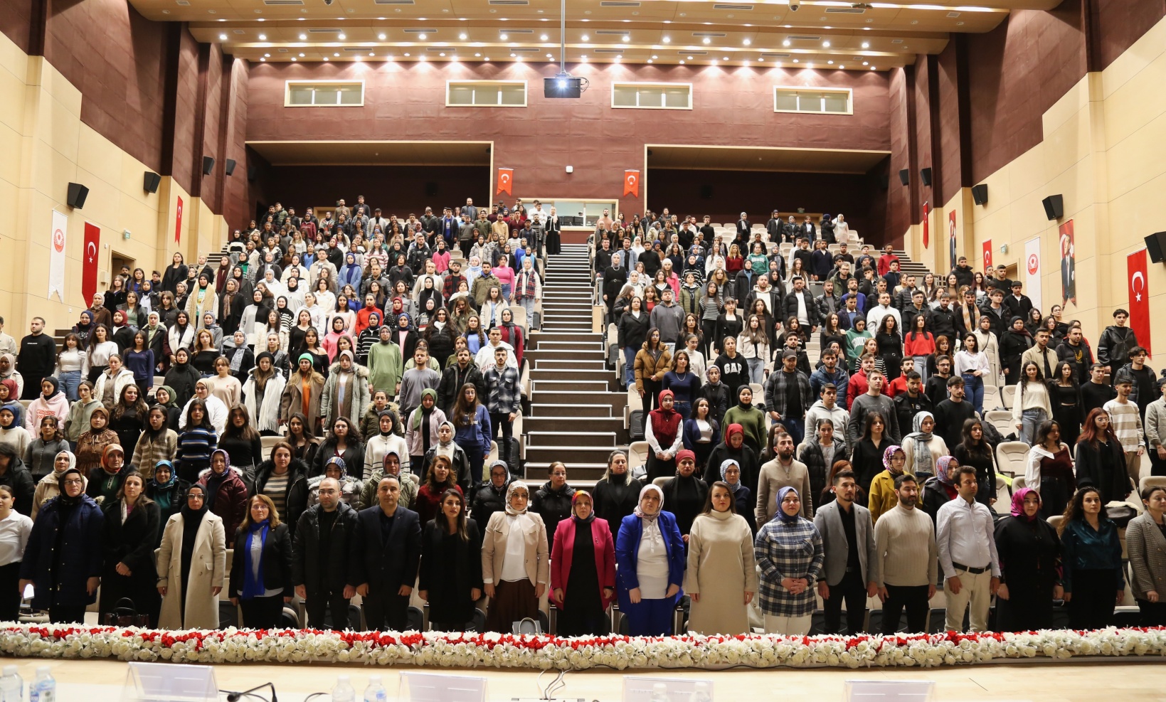 GÜ’de hemşirelik paneli düzenlendi 6