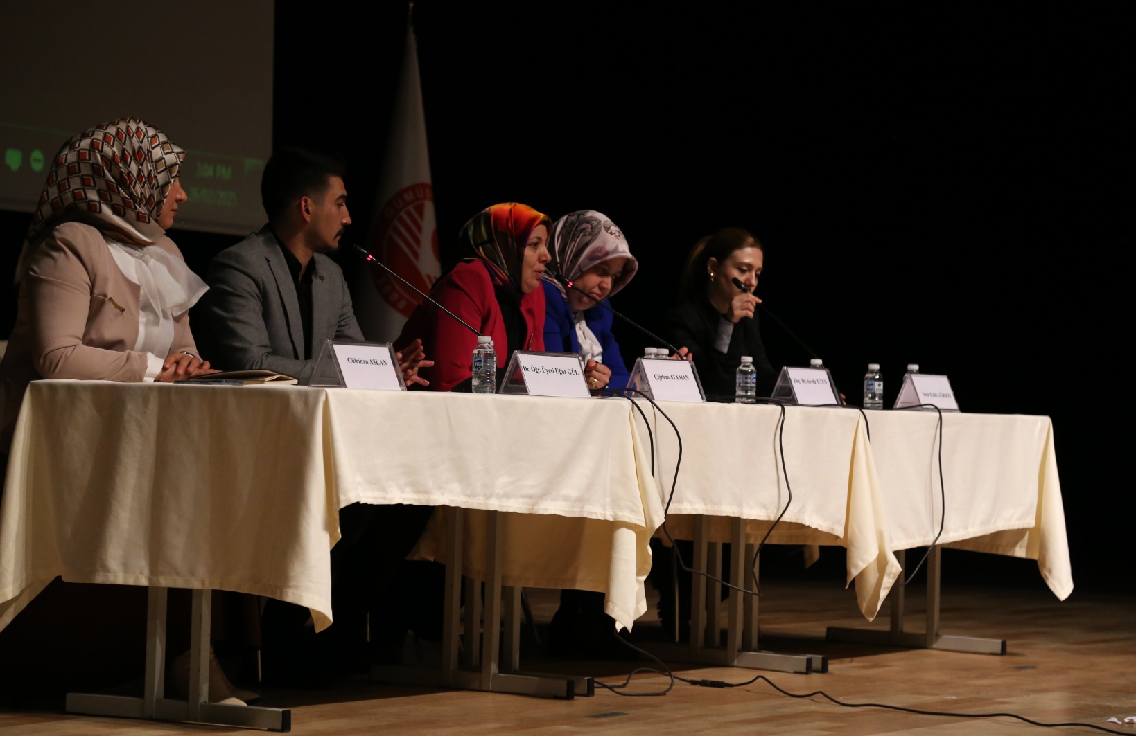 GÜ’de hemşirelik paneli düzenlendi 4