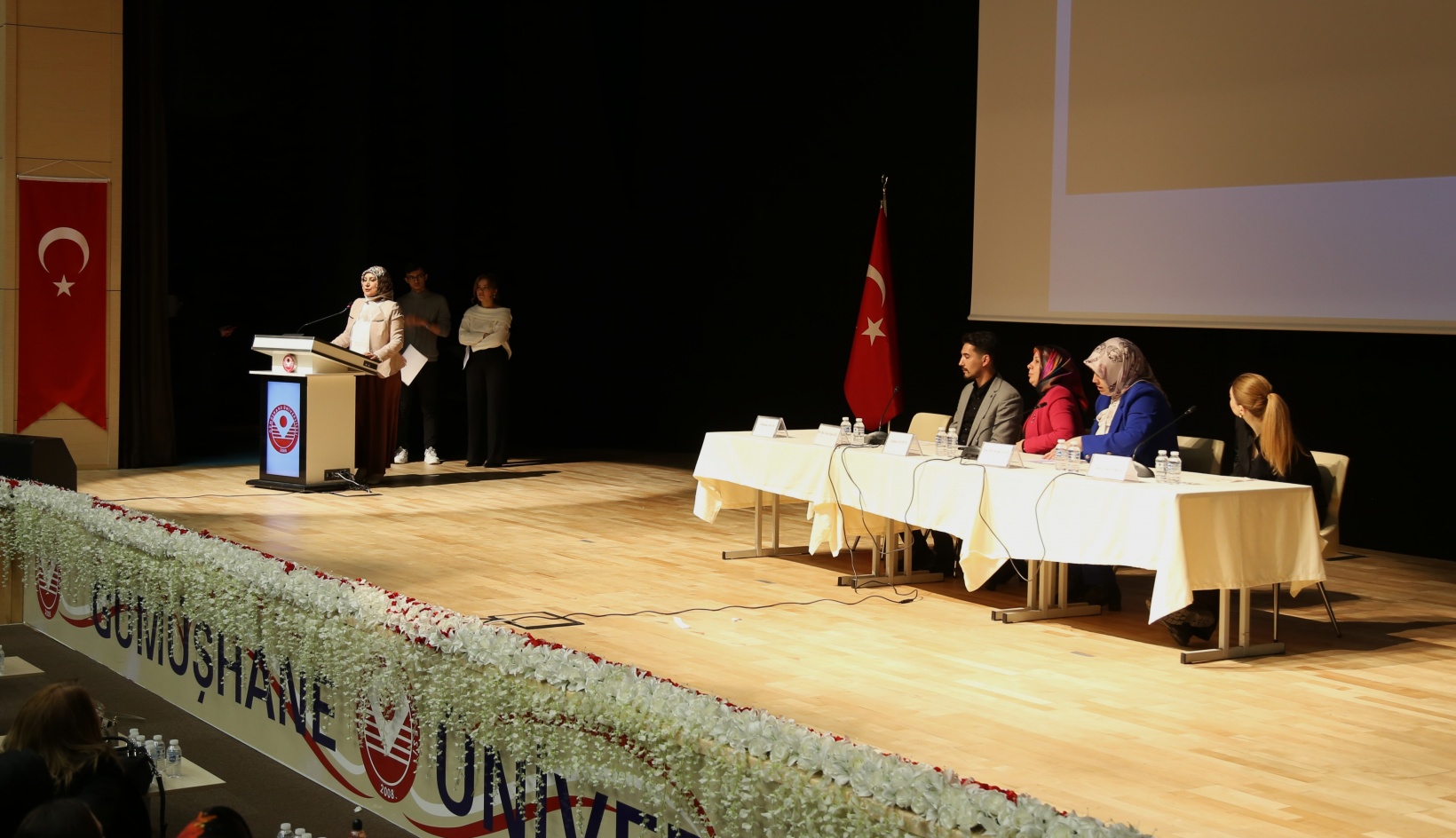 GÜ’de hemşirelik paneli düzenlendi 1